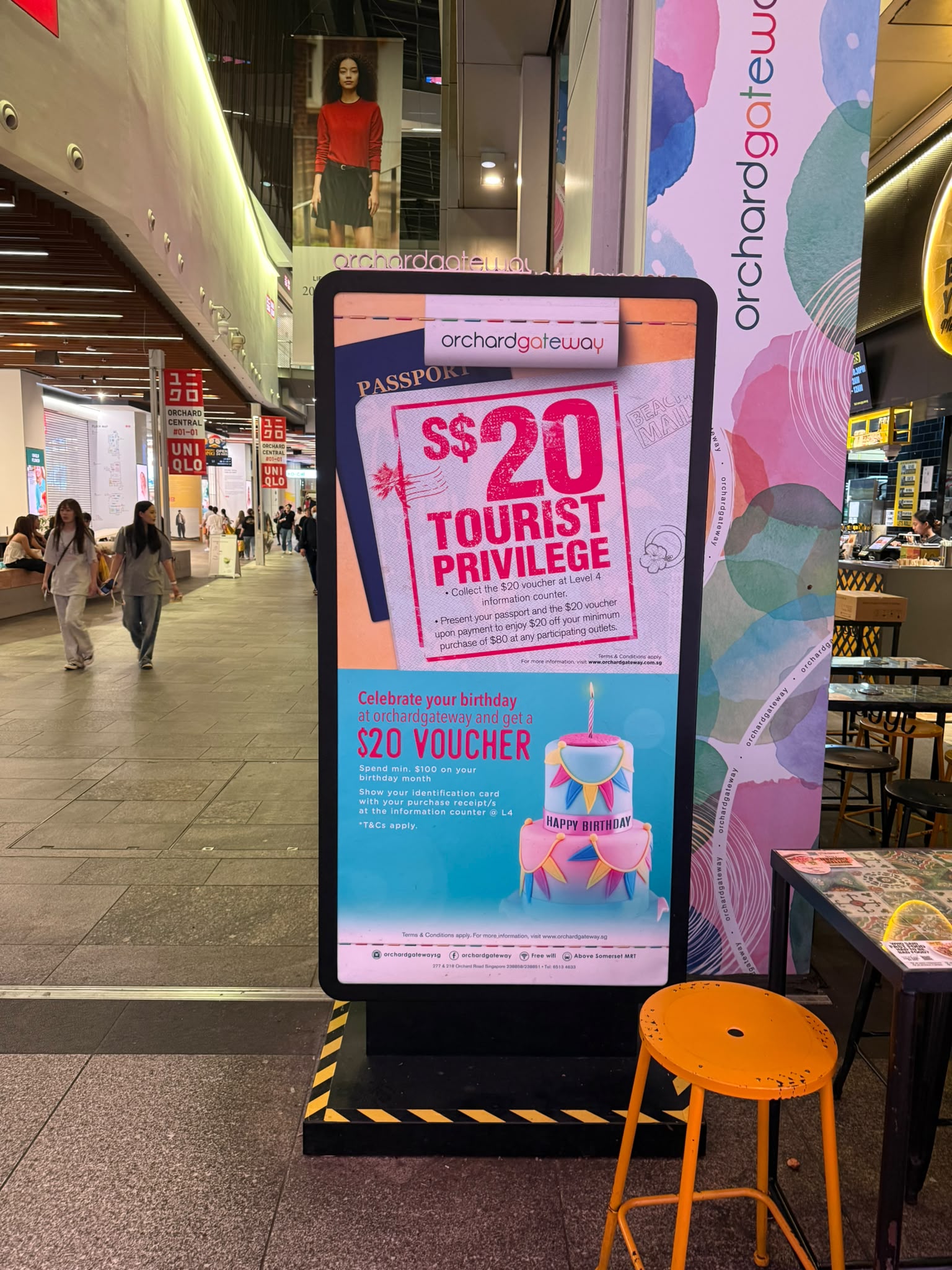 Printed promotional display