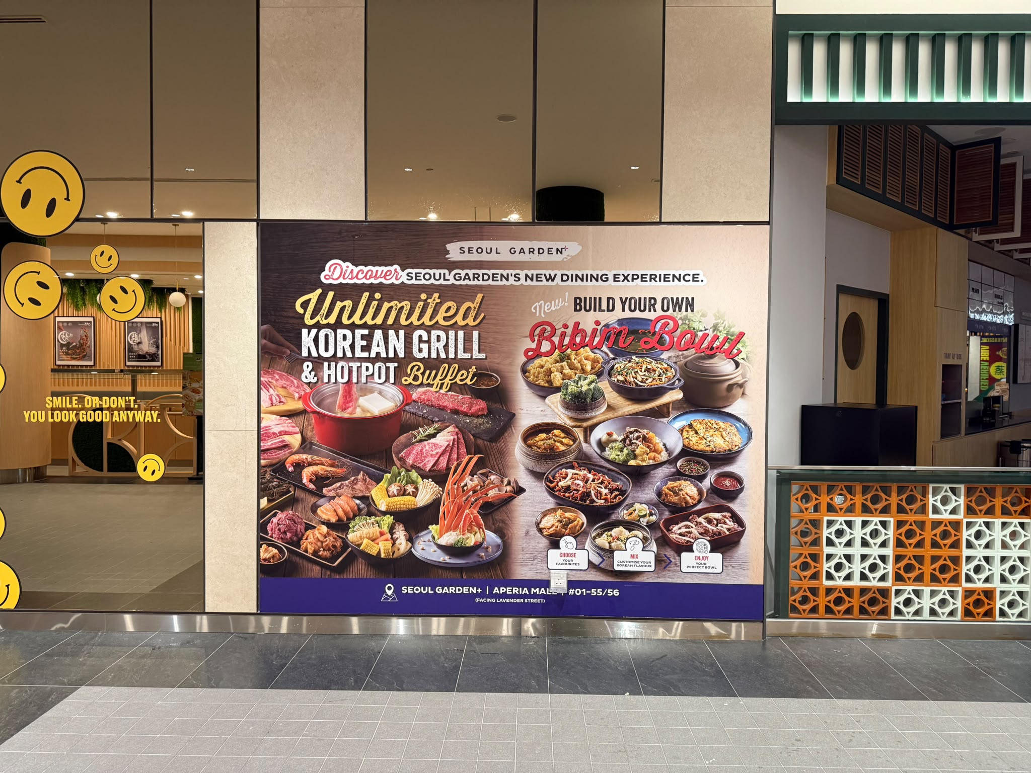 Restaurant promotional display