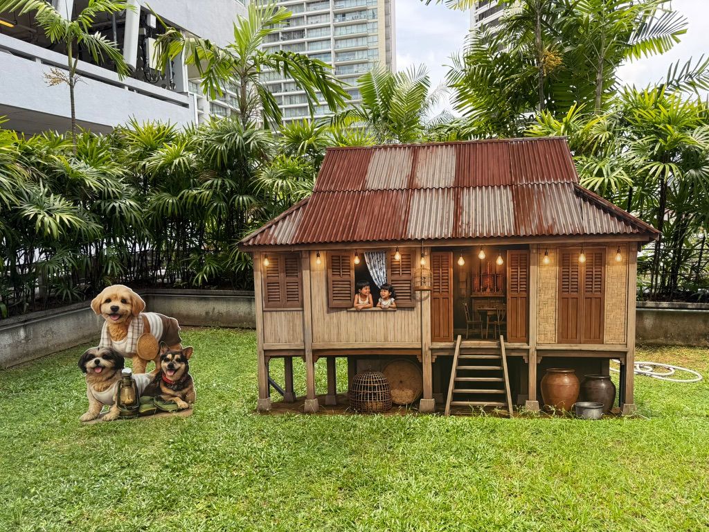 Decorative miniature house